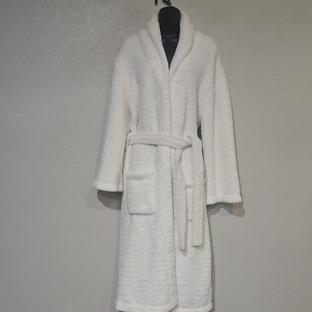 Kashwere | Women's White Shawl Collar Pockets Cozy Plush Loungewear Robe S-M